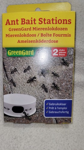 Lapka-przeciwko-mrowkom-Greengard.jpeg
